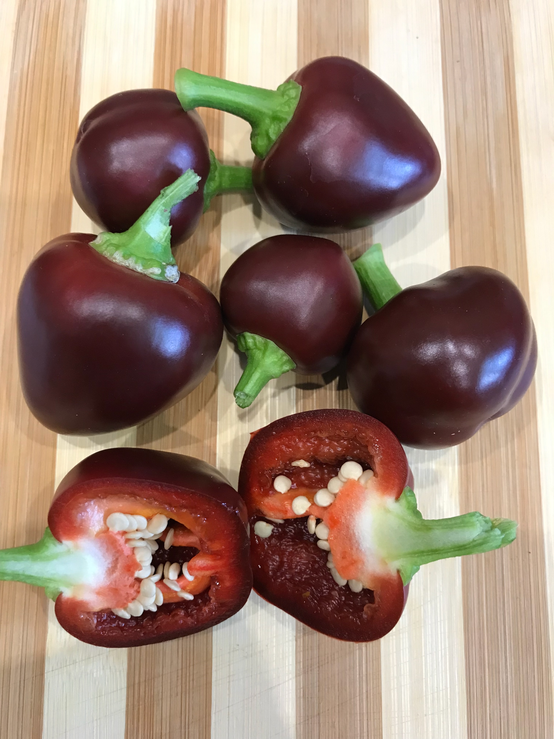 Сорт острого перца Chocolate Cherry - фото 3