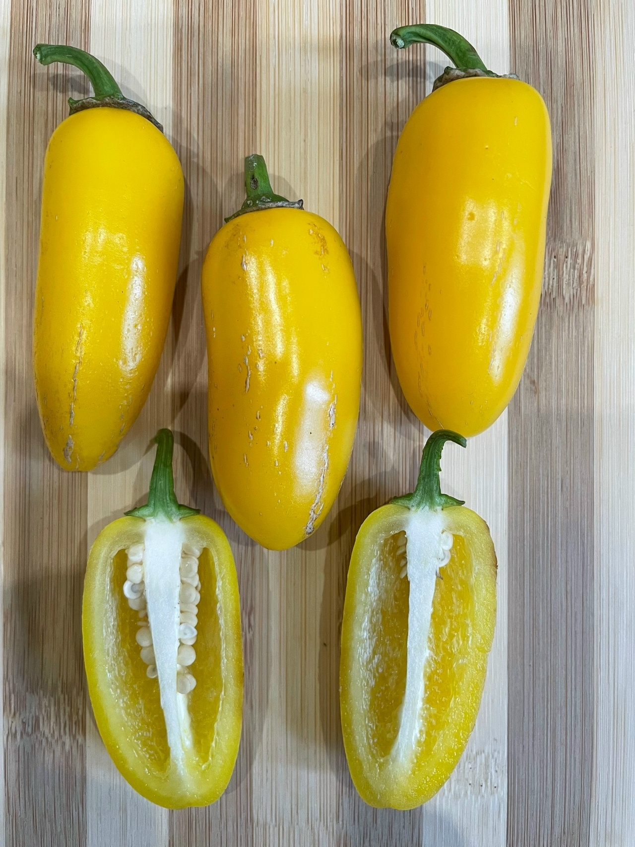 Плоды острого перца Jalapeno NuMex Lemon Spice - фото 4